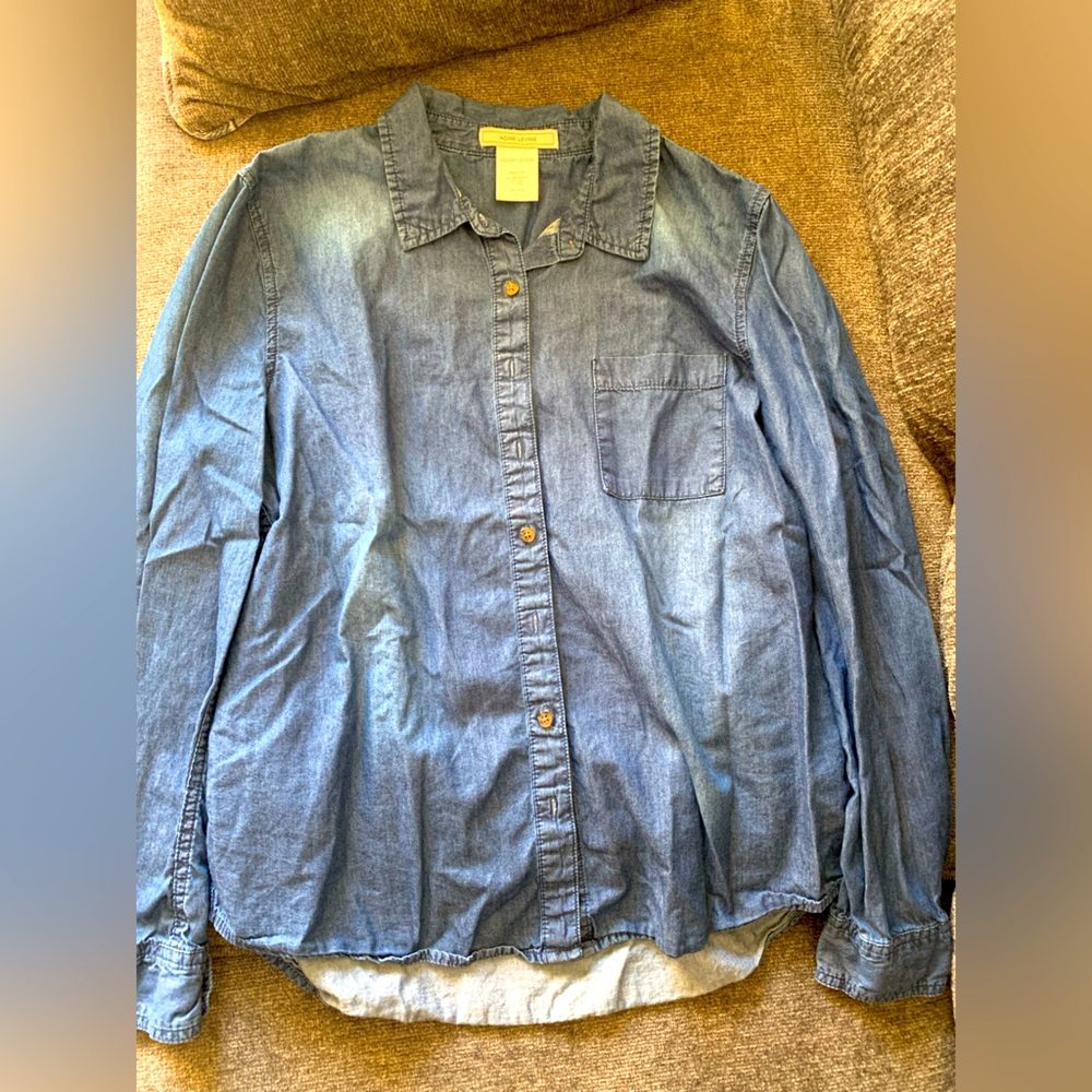 Adam Levine denim flannel